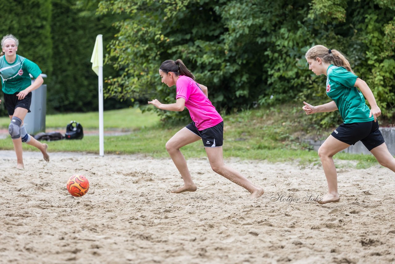 Bild 76 - wBJ/wCJ Beachsoccer Cup